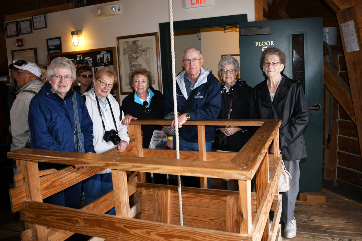 181 S.Epp, V.Fay, J.Pickrel, D.Epp, W.Dick and B.Franz inside the Vermeer Windmill.JPG